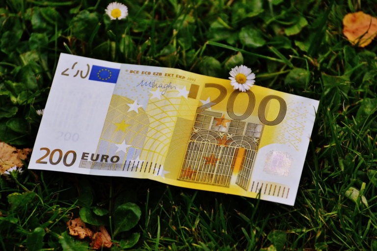 Jesteś na etapie analizowania ofert typowo kredytowych?