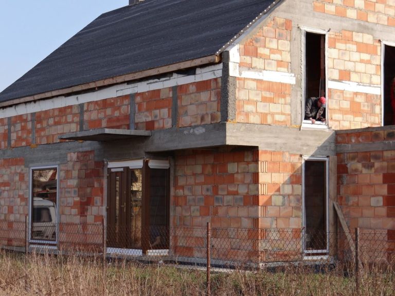 Kluczowe zadania rolet zewnętrznych