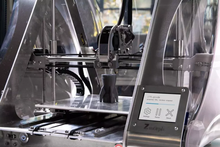 SLA czy FDM? Wielkie porównanie technologii druku 3D dla hobbystów i inżynierów